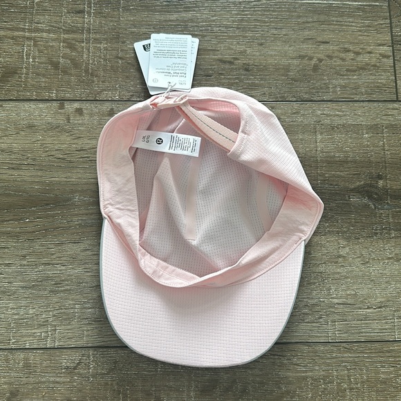 Fast and Free Run Hat *WovenAir* - Picture 4 of 4